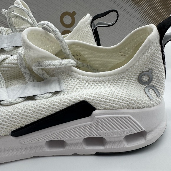 ON Cloudeasy Sneaker in Undyed-White & Black NWTIB - Picture 5 of 13